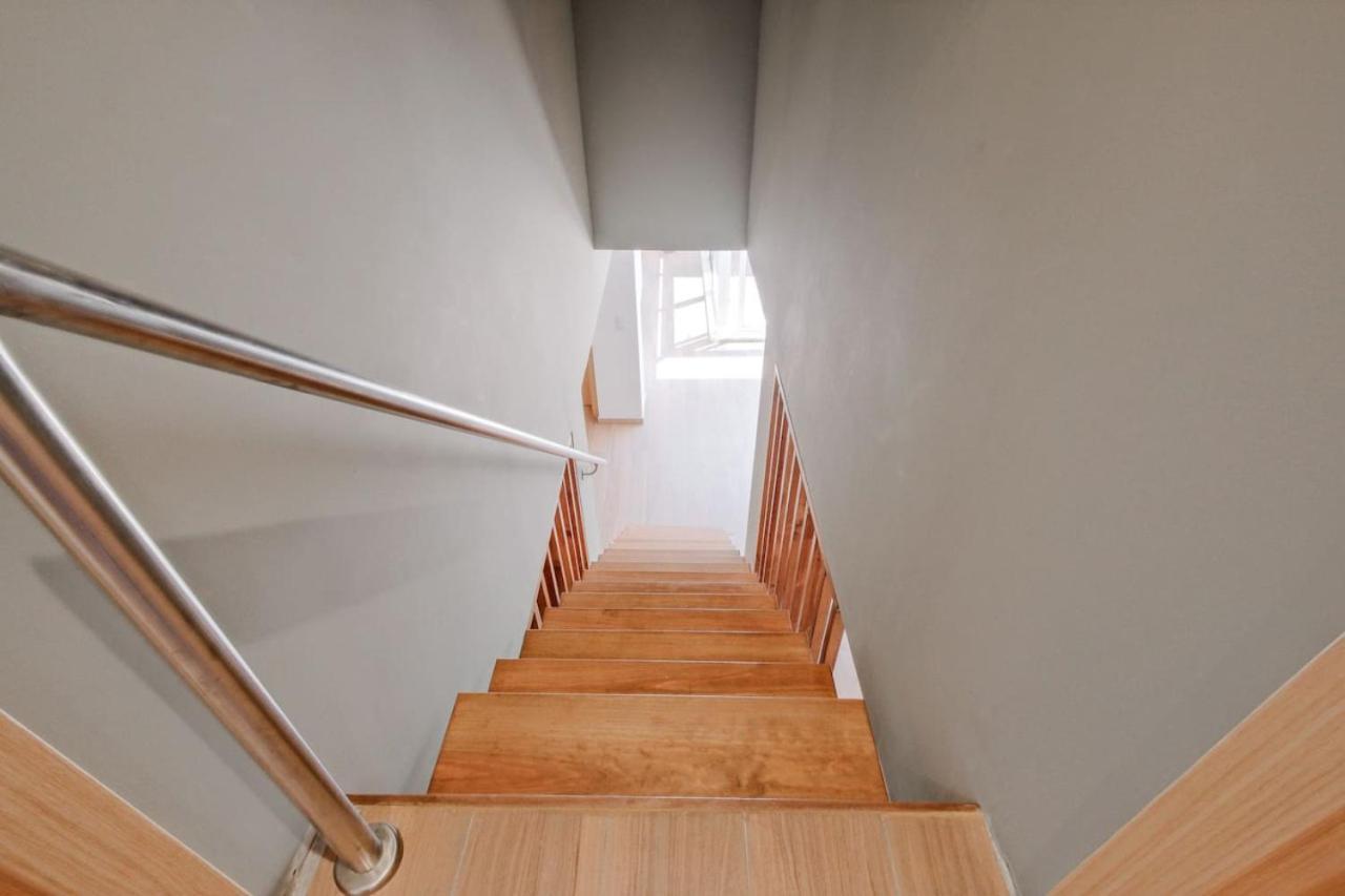 Lovely Fully Equipped Near Subway N11 *